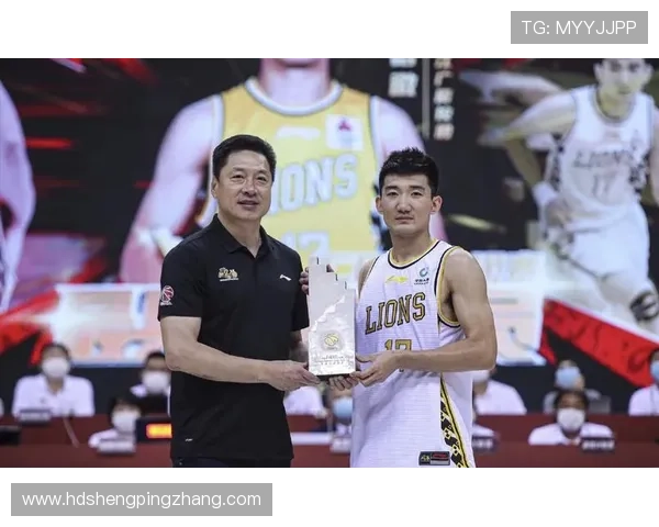 上海足球队在联合会杯中的默契配合与战术分析探讨